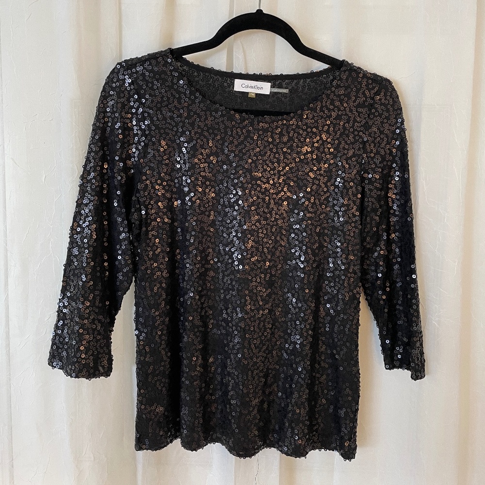 CALVIN KLEIN SEQUINED BLACK TOP
